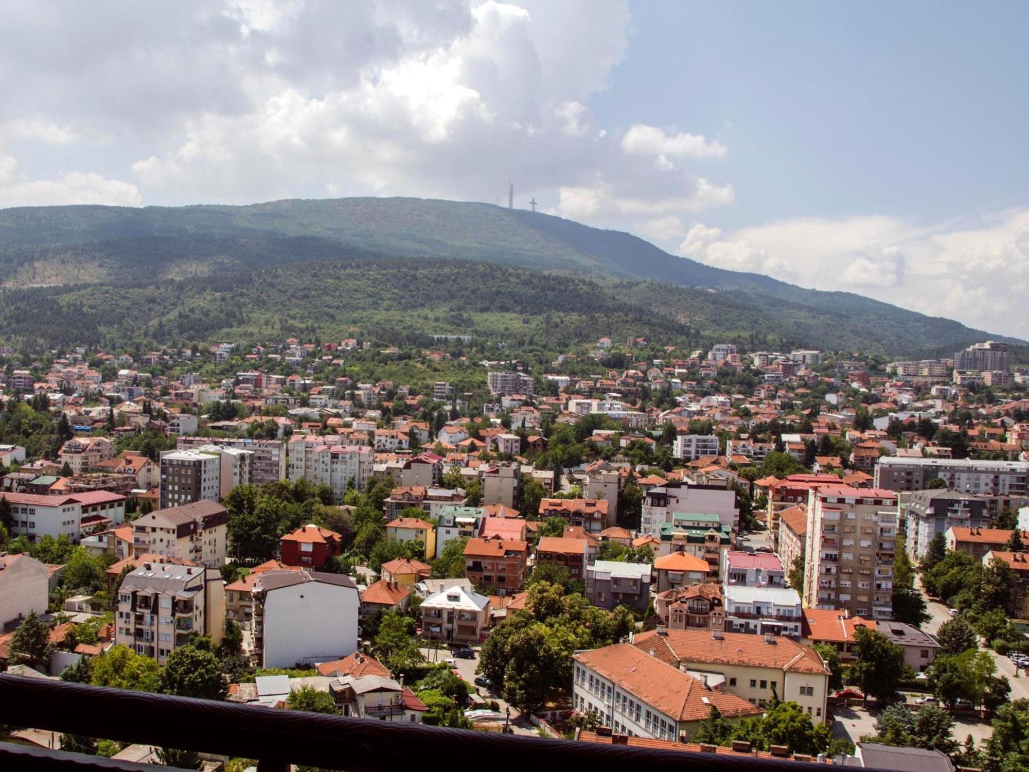 Stylish Studio, Skopje Centre - Private Parking - Panoramic Views Eksteriør bilde